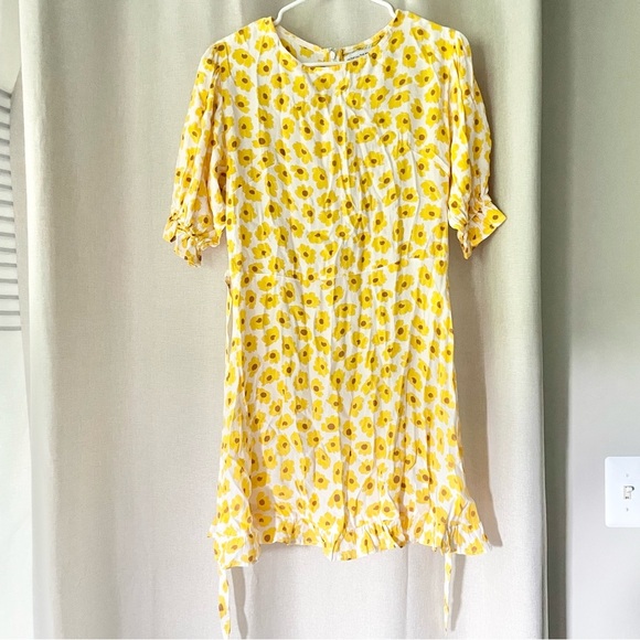 Faithfull The Brand Florence Mini Dress in Constance Floral Print Marigold - Picture 2 of 4